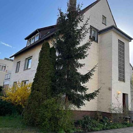 Private Room In Misburg, Hanover Exterior photo
